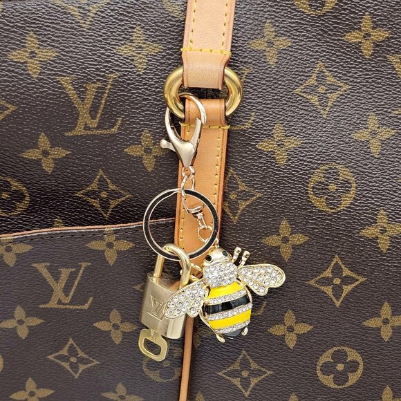 Authentic Louis Vuitton Lock & Key with unbranded Bagcharm, Keycharm, Keychain - Picture 2 of 7